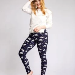 Just Cozy Lovely Sloths - All Season