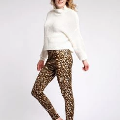 Just Cozy Fur-Lined Leopardo - Cozy Lined