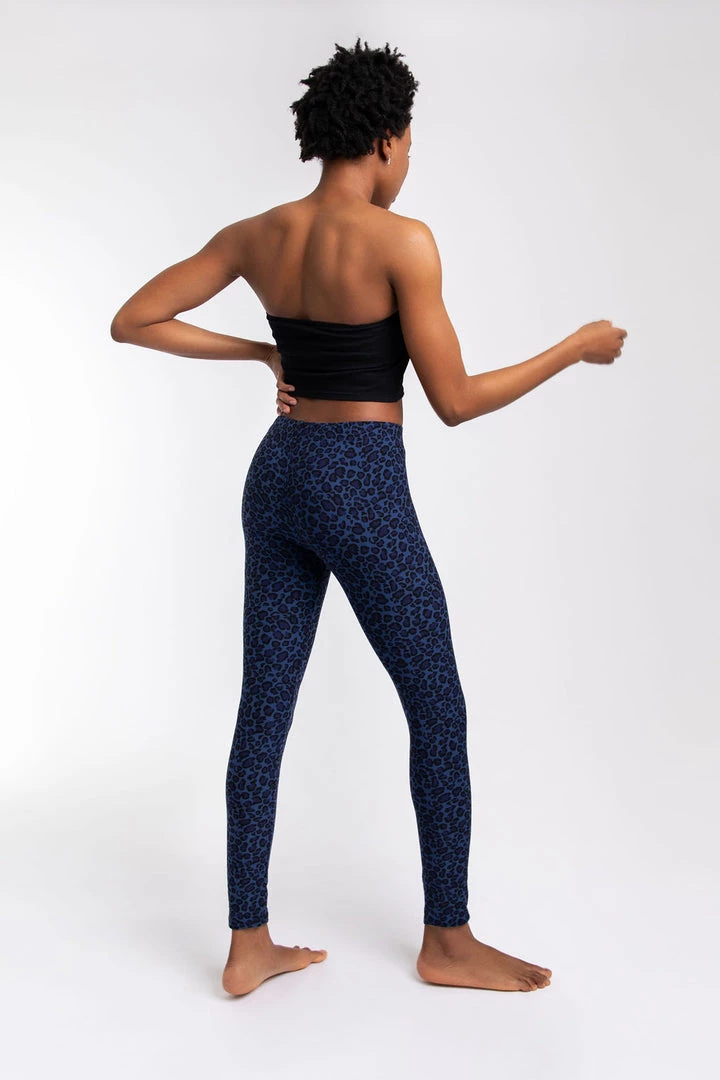 Just Cozy Blue Leopard - All Season 6 Just Cozy Blue Leopard - All Season