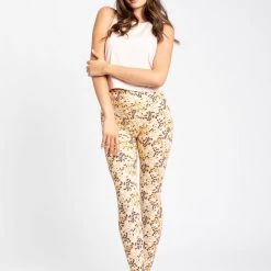 Just Cozy Sunny Days - All Season