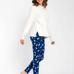 Just Cozy Feathers - Cozy Lined