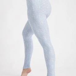 Just Cozy White Flowers - All Season