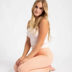 Just Cozy Orange Valley - All Season 8 Just Cozy Orange Valley - All Season