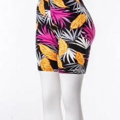 Just Cozy Biker Shorts Leaves Shorts