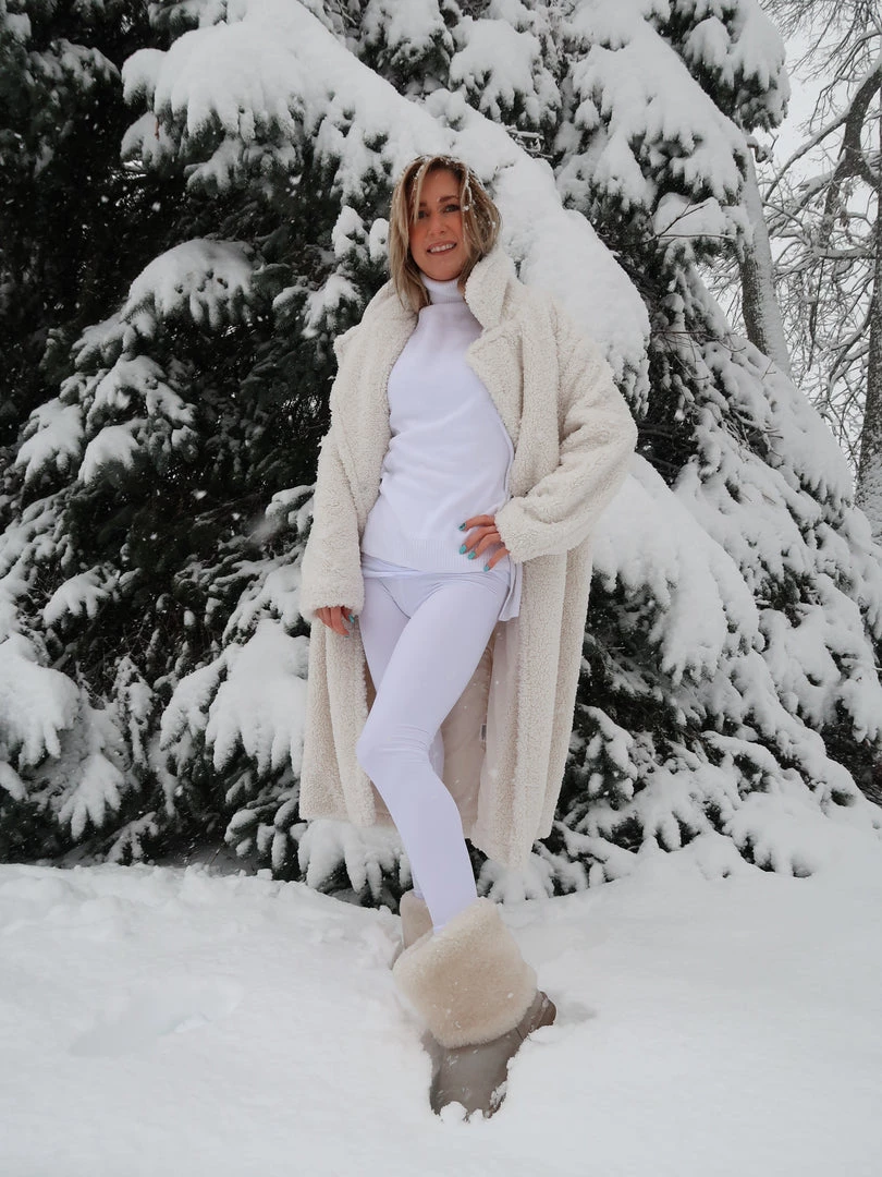 Just Cozy White - All Season 9 Just Cozy White - All Season