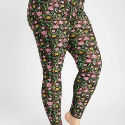 Just Cozy Enchanted - All Season