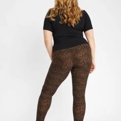 Just Cozy Brown Leopard - All Season