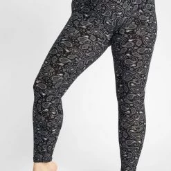 Just Cozy Black Paisley - All Season
