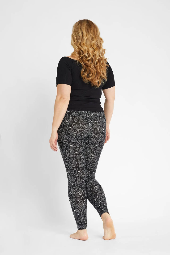 Just Cozy Black Paisley - All Season 5 Just Cozy Black Paisley - All Season