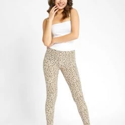 Just Cozy Cheetah - All Season