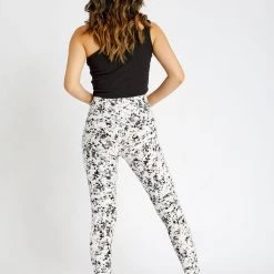 Just Cozy White And Black Splatter - All Season 9 Just Cozy White And Black Splatter - All Season