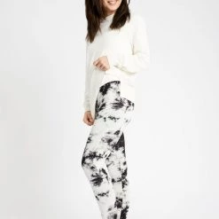 Just Cozy Darkness - Cozy Lined Fur-Lined