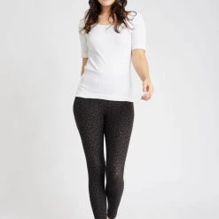 Just Cozy Tiny Red Flowers - All Season