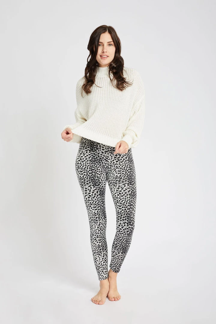 Just Cozy White Leopard - Cozy Lined 6 Just Cozy White Leopard - Cozy Lined