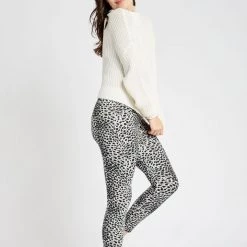 Just Cozy White Leopard - Cozy Lined