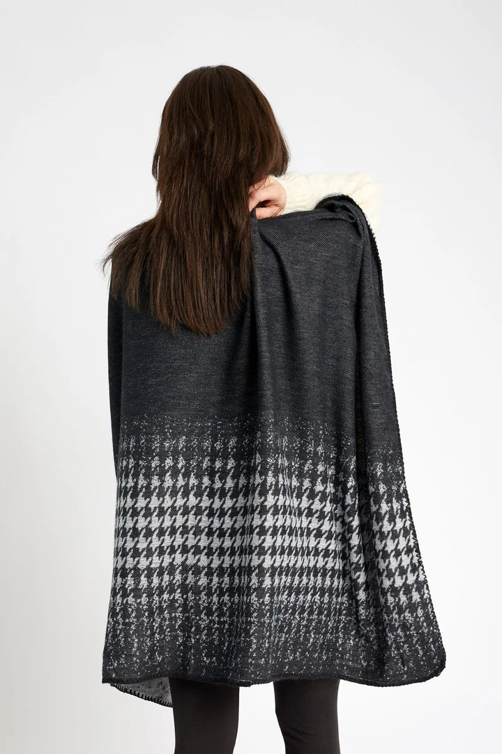 Just Cozy Bella - Ponchos Scarf Scarves 5 Just Cozy Bella - Ponchos Scarf Scarves