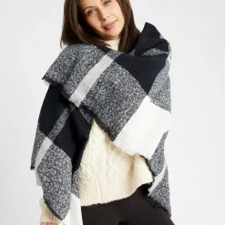 Just Cozy Scarves Bertha - Blanket Scarf