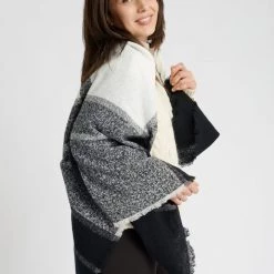 Just Cozy Celia - Blanket Scarf