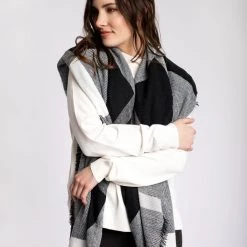 Just Cozy Scarves Zeref - Blanket Scarf